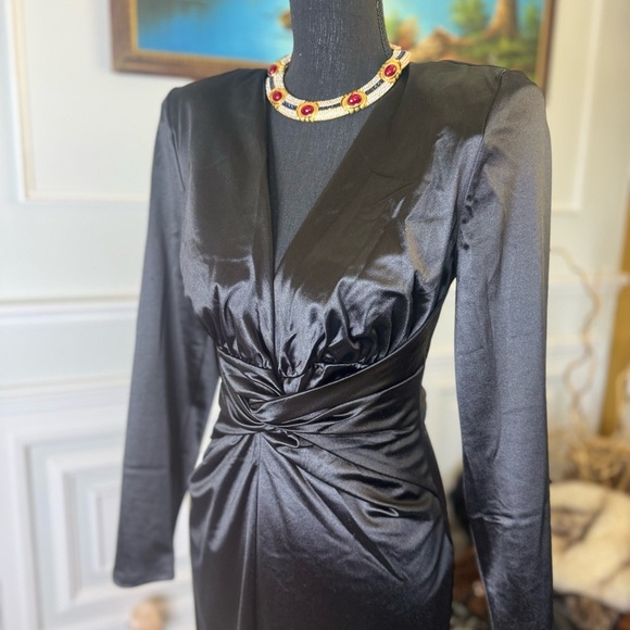 Express Long Dress Body hugging - Picture 6 of 14